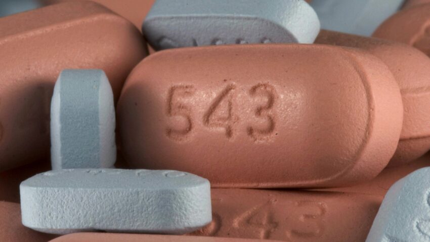 COVID-19 antiviral pill gets FDA authorization: Here’s the small print